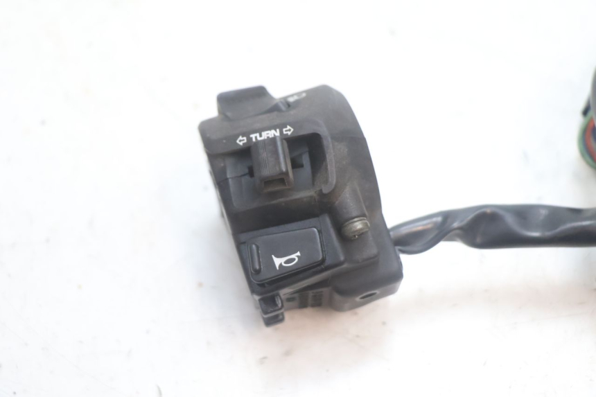 photo de COMANDO ESQUERDO HONDA FJS SILVER WING SILVERWING 400 (2005 - 2008) - Detalhe da peça