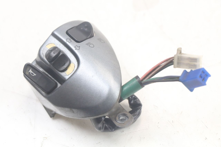 photo de COMANDO ESQUERDO MBK FLAME X 125 (2004 - 2007) - Detalhe da peça