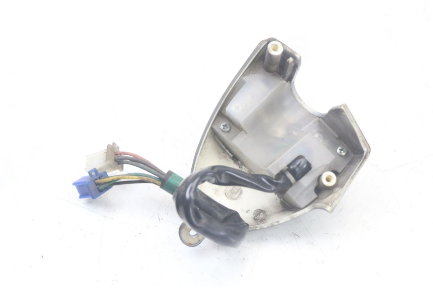 photo de COMANDO ESQUERDO MBK FLAME X 125 (2004 - 2007) - Pontos de fixação