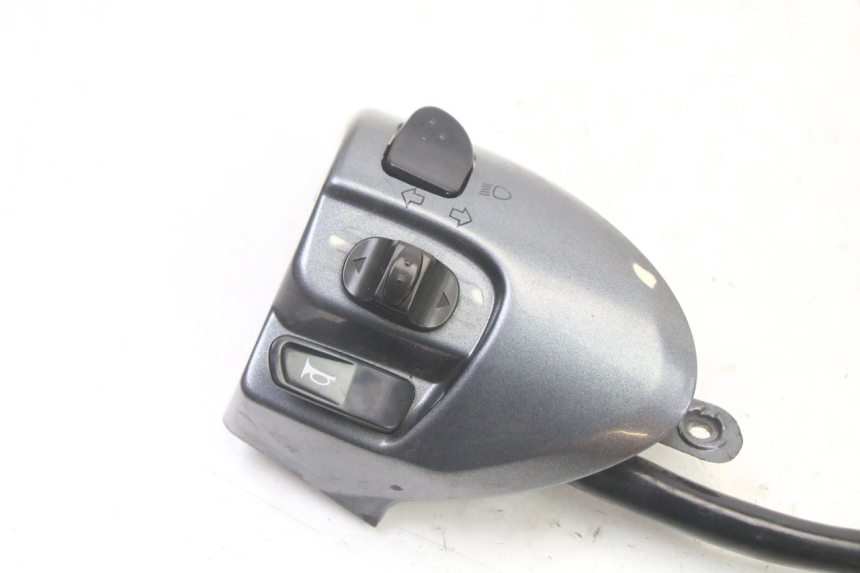 photo de COMANDO ESQUERDO MBK FLAME X 125 (2007 - 2016) - Detalhe da peça