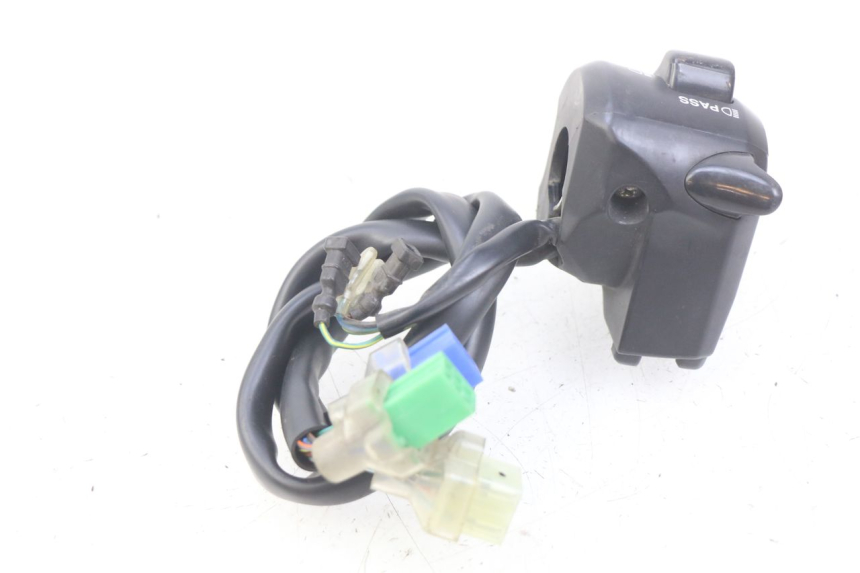 photo de COMANDO ESQUERDO HONDA FORZA 125 (2015 - 2016) - Zoom do estado de desgaste