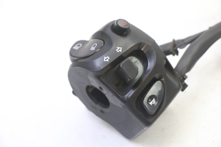 photo de COMANDO ESQUERDO YAMAHA FZ6 FAZER S2 600 (2007 - 2011) - Zoom do estado de desgaste