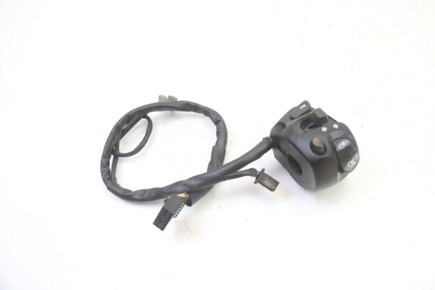 photo de COMANDO ESQUERDO YAMAHA FZ6 FAZER S2 600 (2007 - 2011) - Outro ângulo de visão
