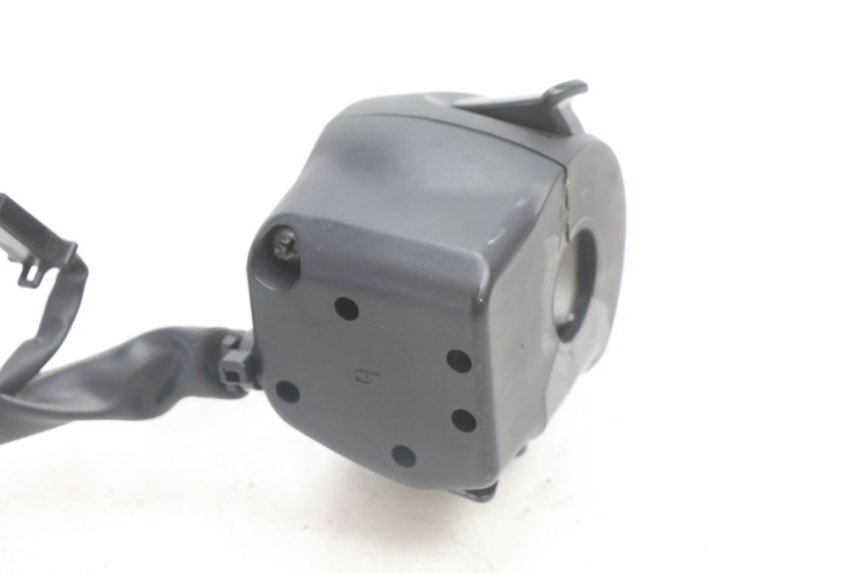 photo de COMANDO ESQUERDO YAMAHA FZ8 800 (2010 - 2016) - Vista geral