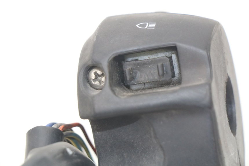 photo de COMANDO ESQUERDO PEUGEOT GEOPOLIS 400 (2007 - 2013) - Detalhe da peça