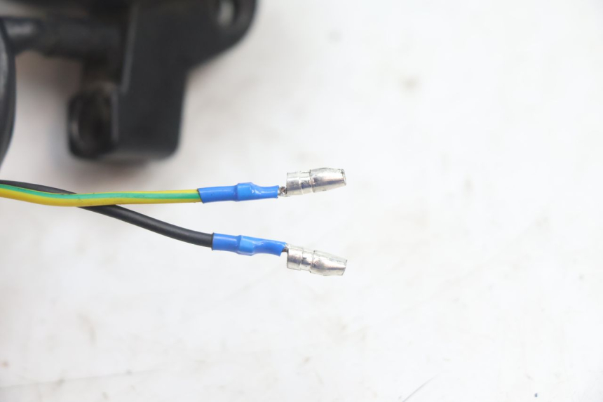 photo de INTERRUPTOR ESQUERDO VASTRO GP 2T 50 (2013 - 2017) - Estado da superfície