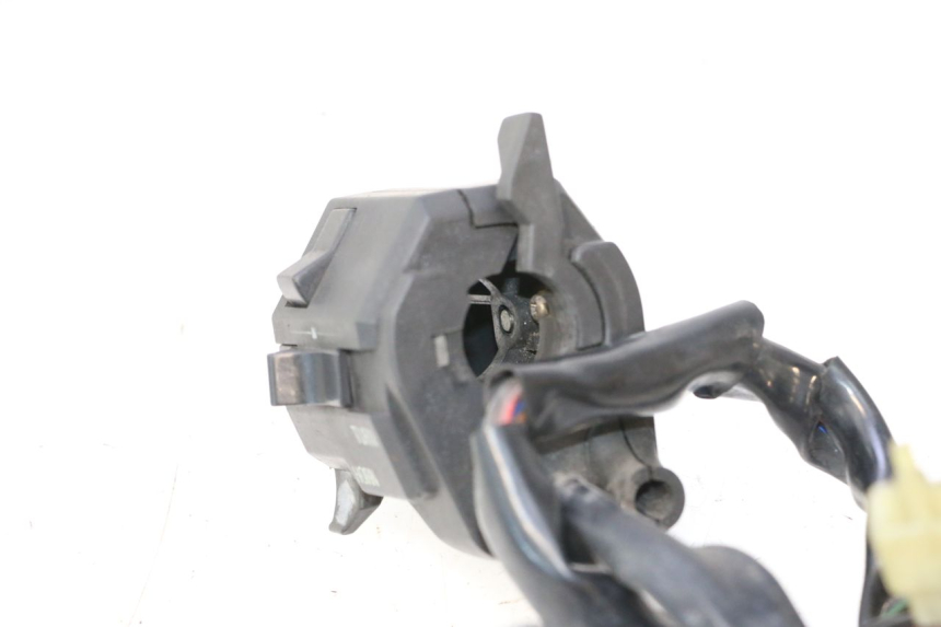 photo de INTERRUPTOR ESQUERDO KAWASAKI GPX F ZX750F 750 (1986 - 1990) - Ampliação técnica