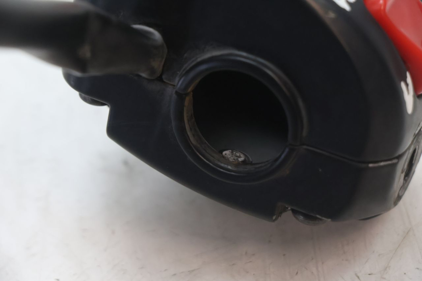 photo de COMANDO ESQUERDO TNT MOTOR GRIDO 2T 50 (2010 - 2019) - Pontos de fixação
