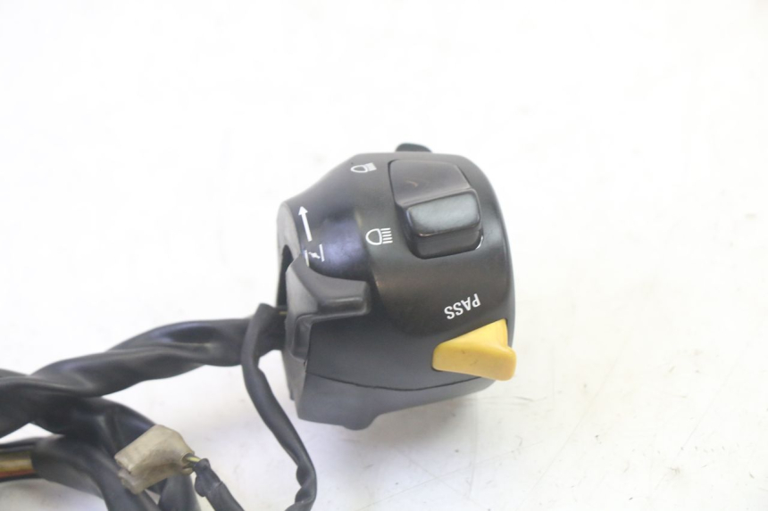 photo de COMANDO ESQUERDO SUZUKI GSF N BANDIT 600 (1996 - 1999) - Outro ângulo de visão