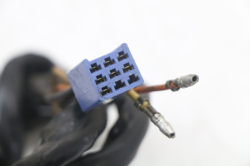 photo de COMANDO ESQUERDO SUZUKI GSX E 250 (1982 - 1983) - Ampliação técnica