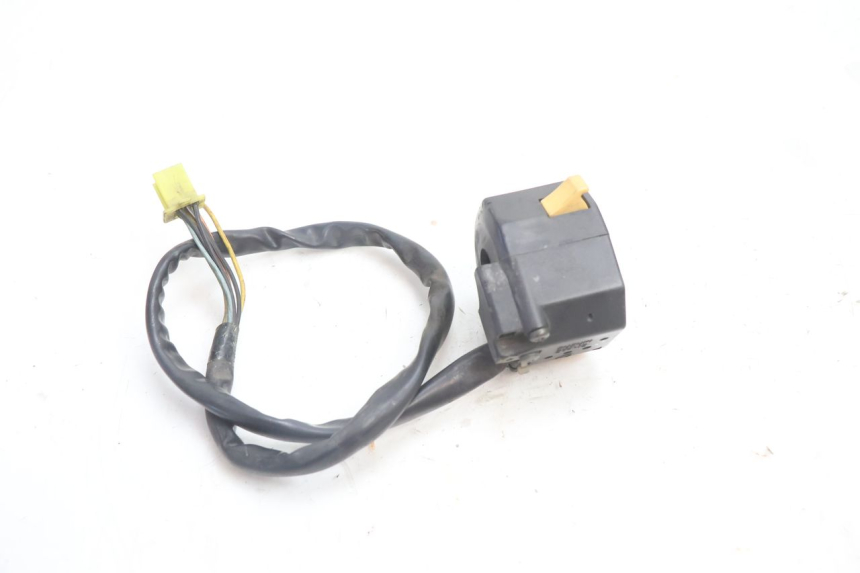 photo de COMUTADOR ESQUERDO SUZUKI GSX F GSXF 750 (1988 - 1998) - Outro ângulo de visão