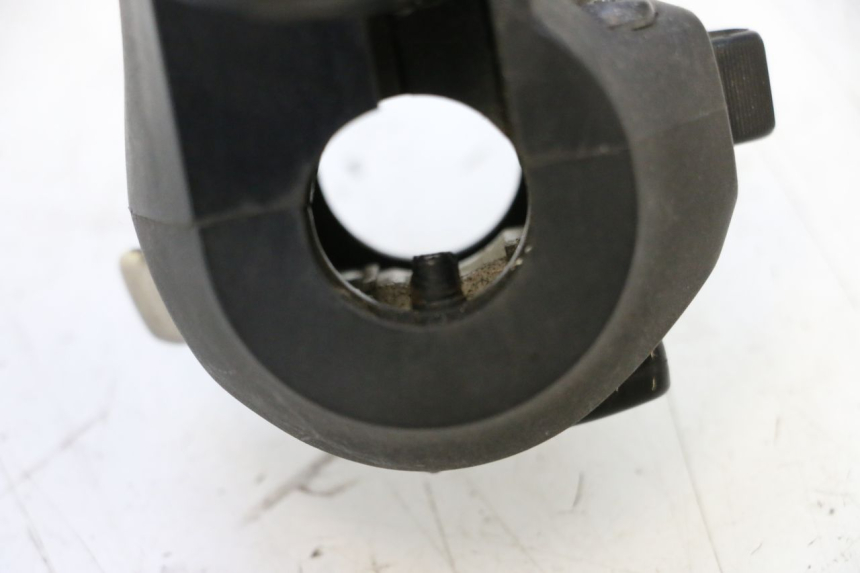 photo de COMANDO ESQUERDO SYM GTS EVO 125 (2009 - 2013) - Vista geral