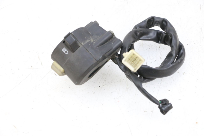 photo de COMANDO ESQUERDO JM MOTORS GTS 125 (2015 - 2019) - Detalhe da peça