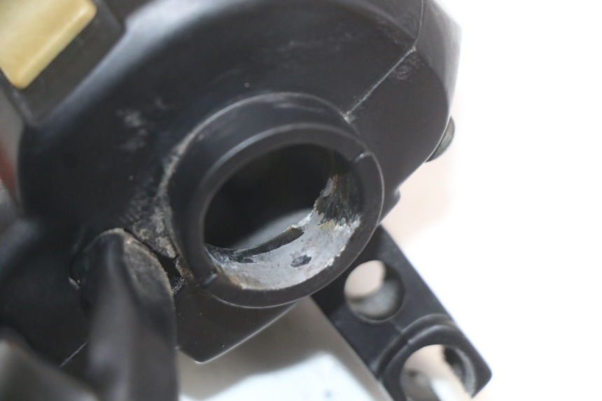 photo de COMANDO ESQUERDO KEEWAY HURRICANE 50 (2006 - 2019) - Estado da superfície