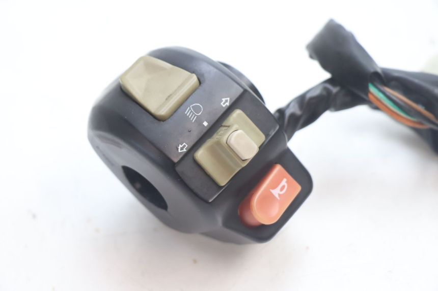 photo de COMANDO ESQUERDO KEEWAY HURRICANE 50 (2006 - 2019) - Detalhe da peça