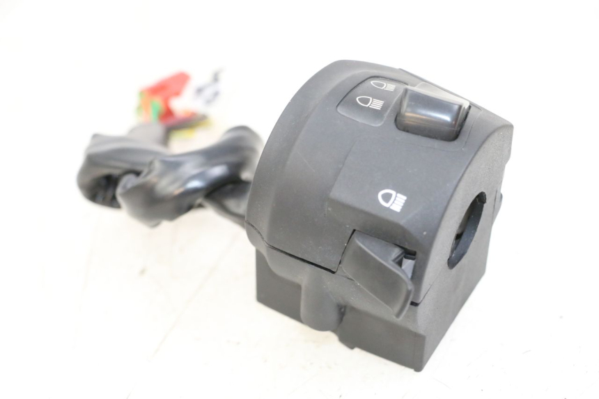 photo de COMANDO ESQUERDO HUSQVARNA SVARTPILEN 401 (2018 - 2023) - Ampliação técnica
