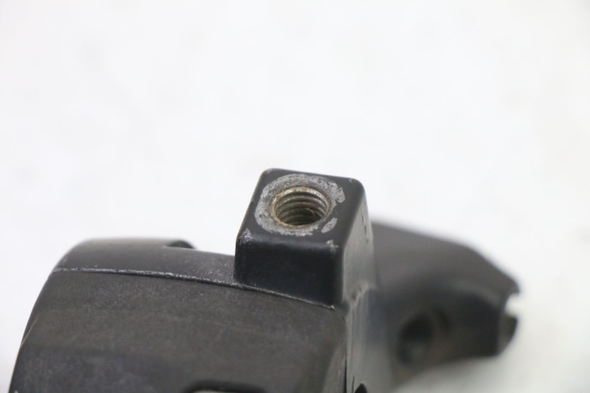 photo de COMANDO ESQUERDO YAMAHA JOG R 50 (2004 - 2014) - Zoom do estado de desgaste