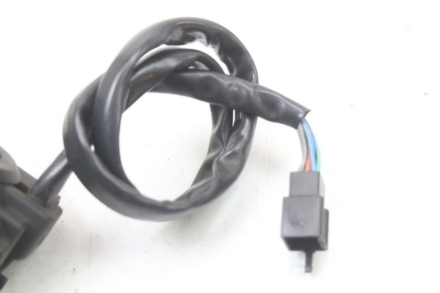 photo de COMANDO ESQUERDO KYMCO K-PW K-PIPE 50 (2012 - 2017) - Ampliação técnica