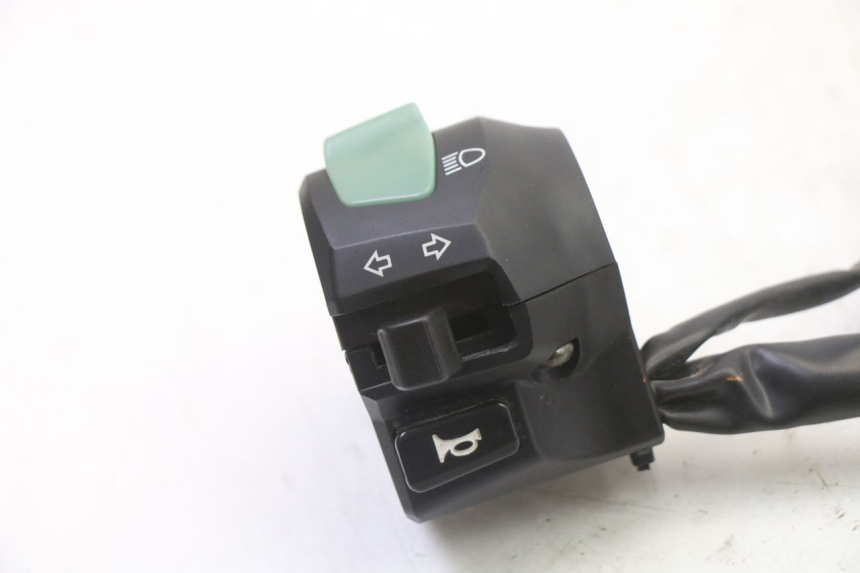 photo de COMANDO ESQUERDO KIDEN KD125-G 125 (2018 - 2022) - Detalhe da peça