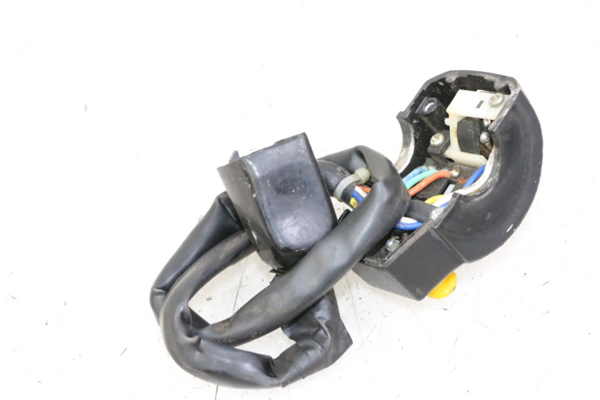 photo de COMANDO ESQUERDO PEUGEOT KISBEE 2T 50 (2010 - 2017) - Detalhe da peça