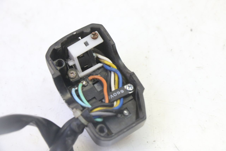 photo de COMANDO ESQUERDO PEUGEOT KISBEE 2T 50 (2010 - 2017) - Ampliação técnica