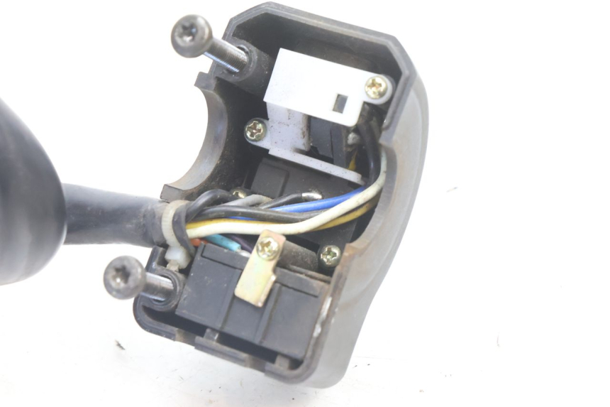 photo de COMANDO ESQUERDO PEUGEOT KISBEE 2T 50 (2010 - 2017) - Vista geral