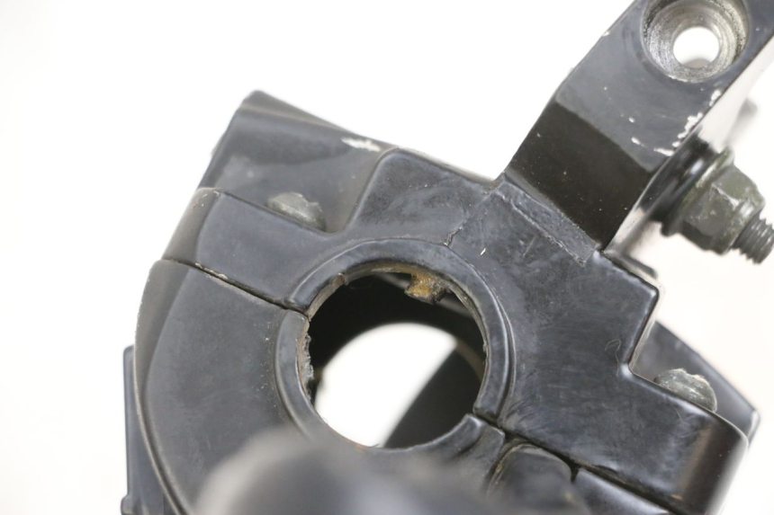 photo de COMANDO ESQUERDO PEUGEOT KISBEE 4T 50 (2018 - 2022) - Detalhe da peça