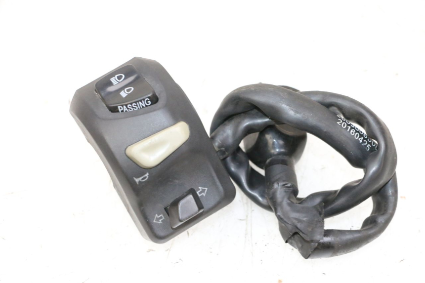 photo de COMANDO ESQUERDO PEUGEOT KISBEE 4T 50 (2010 - 2017) - Vista principal