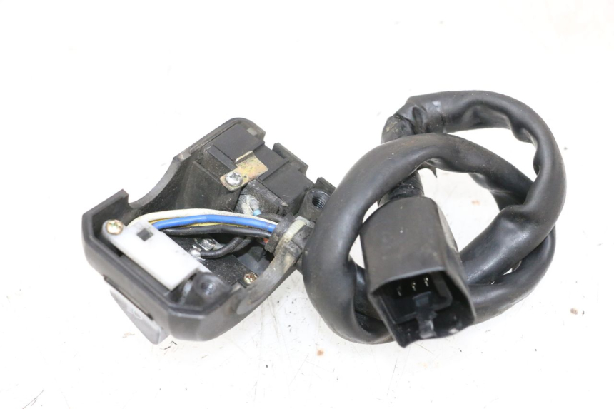 photo de COMANDO ESQUERDO PEUGEOT KISBEE 4T 50 (2010 - 2017) - Detalhe da peça
