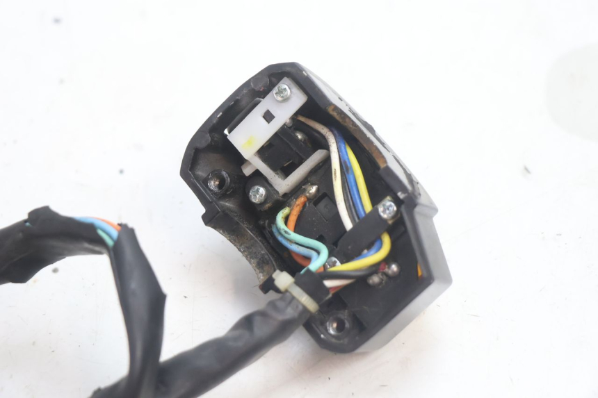 photo de COMANDO ESQUERDO PEUGEOT KISBEE 4T 50 (2010 - 2017) - Vista geral