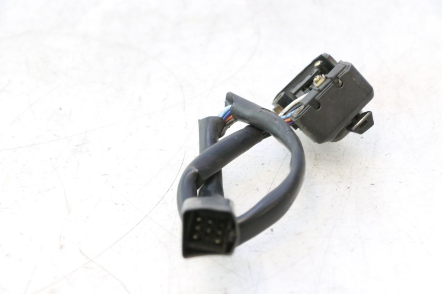 photo de COMANDO ESQUERDO PEUGEOT KISBEE 4T 50 (2018 - 2022) - Detalhe da peça
