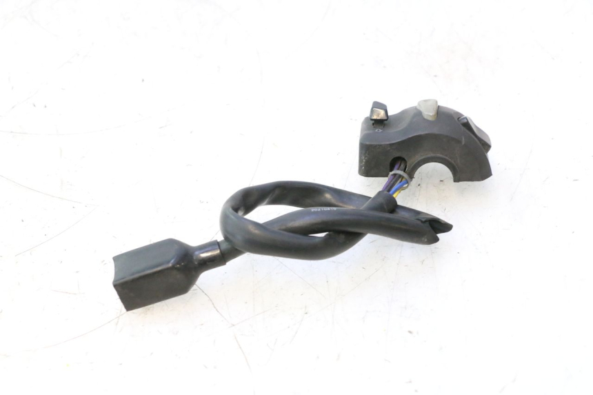 photo de COMANDO ESQUERDO PEUGEOT KISBEE 4T 50 (2018 - 2022) - Pontos de fixação