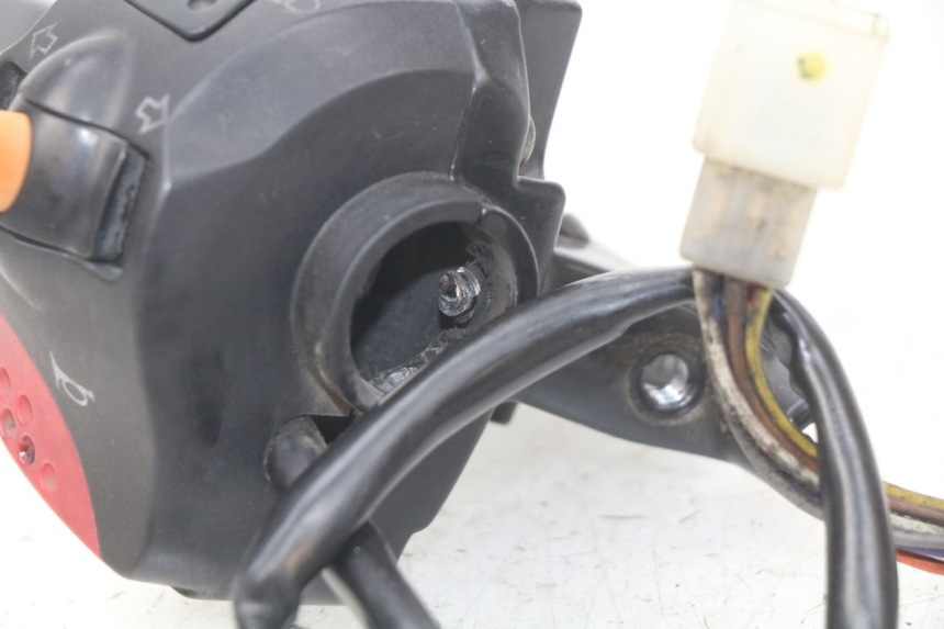 photo de COMANDO ESQUERDO PEUGEOT LUDIX 50 (2008 - 2017) - Detalhe da peça