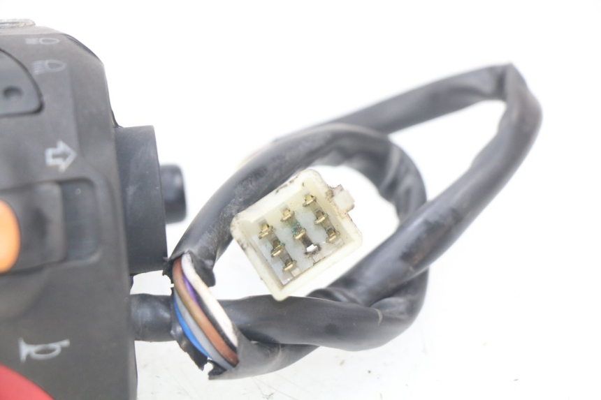 photo de COMANDO ESQUERDO PEUGEOT LUDIX 50 (2008 - 2017) - Estado da superfície