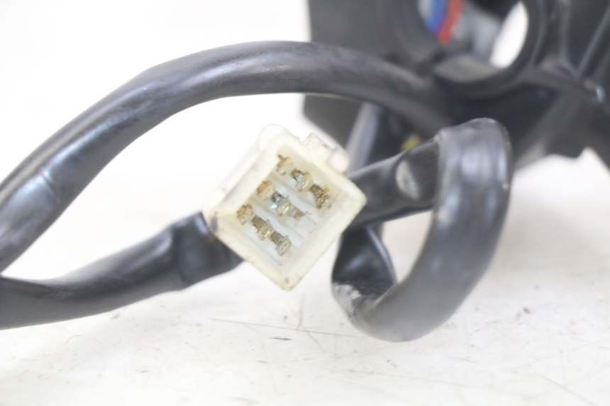 photo de COMANDO ESQUERDO PEUGEOT LUDIX 50 (2005 - 2007) - Zoom do estado de desgaste