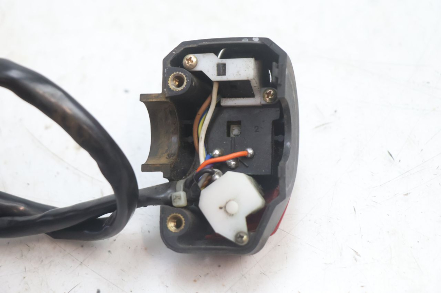 photo de COMANDO ESQUERDO PEUGEOT LUDIX 50 (2005 - 2007) - Ampliação técnica