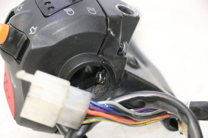 photo de COMANDO ESQUERDO PEUGEOT LUDIX SNAKE 2T 50 (2004 - 2014) - Detalhe da peça
