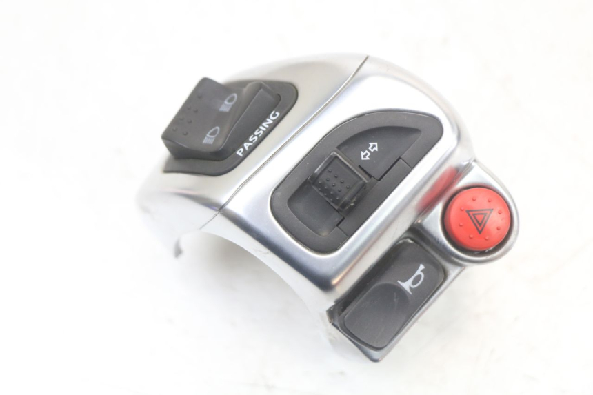 photo de COMANDO ESQUERDO PIAGGIO MP3 HPE 350 (2018 - 2020) - Vista principal