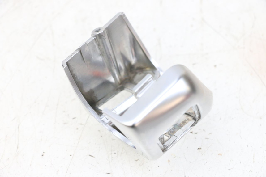 photo de COMANDO ESQUERDO PIAGGIO MP3 HPE 300 (2019 - 2026) - Zoom do estado de desgaste
