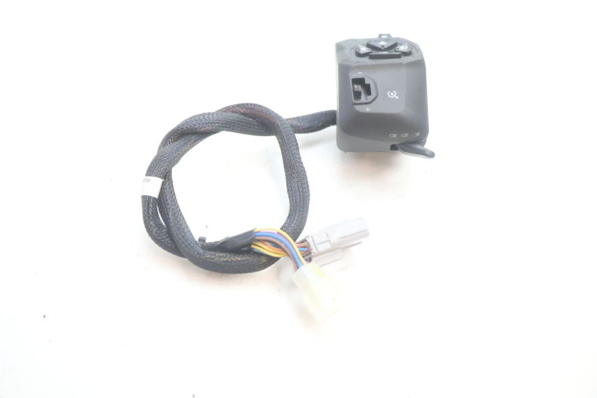 photo de INTERRUPTOR ESQUERDO PIAGGIO MP3 HPE 530 (2022 - 2026) - Vista geral
