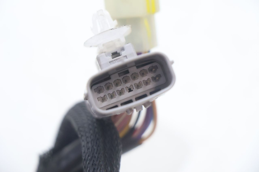photo de INTERRUPTOR ESQUERDO PIAGGIO MP3 HPE 530 (2022 - 2026) - Marcações e referências
