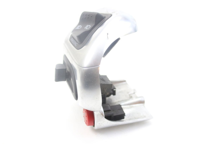 photo de COMANDO ESQUERDO PIAGGIO MP3 500 (2014 - 2017) - Pontos de fixação