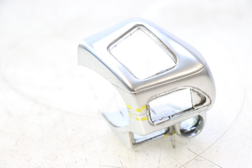 photo de COMANDO ESQUERDO PIAGGIO MP3 500 (2011 - 2015) - Pontos de fixação