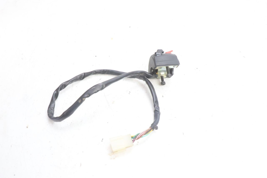 photo de INTERRUPTOR ESQUERDO RIEJU MRT PRO SUPERMOTARD 50 (2007 - 2018) - Zoom do estado de desgaste