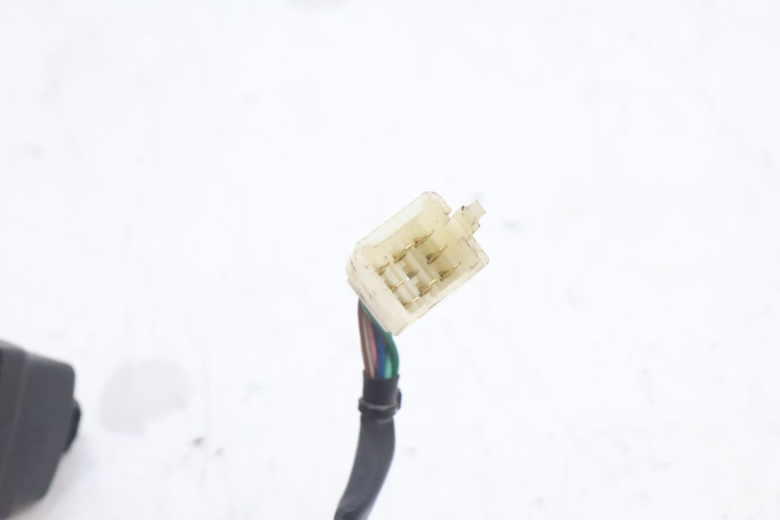 photo de INTERRUPTOR ESQUERDO RIEJU MRT PRO SUPERMOTARD 50 (2007 - 2018) - Ampliação técnica