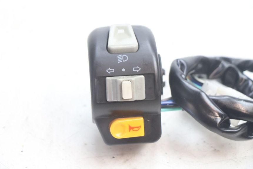 photo de COMUTADOR ESQUERDO JM MOTORS OLDIES 4T 50 (2020 - 2026) - Detalhe da peça