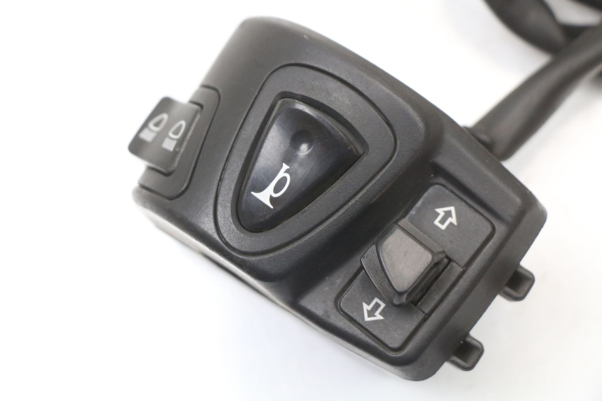 photo de COMANDO ESQUERDO HONDA PCX (JF28) 125 (2009 - 2011) - Detalhe da peça