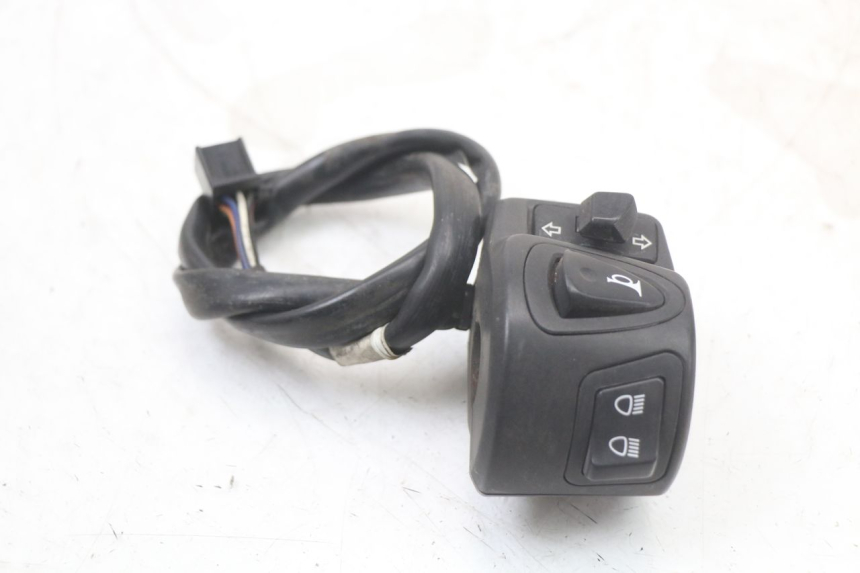 photo de COMANDO ESQUERDO HONDA PCX (JF28) 125 (2009 - 2011) - Outro ângulo de visão