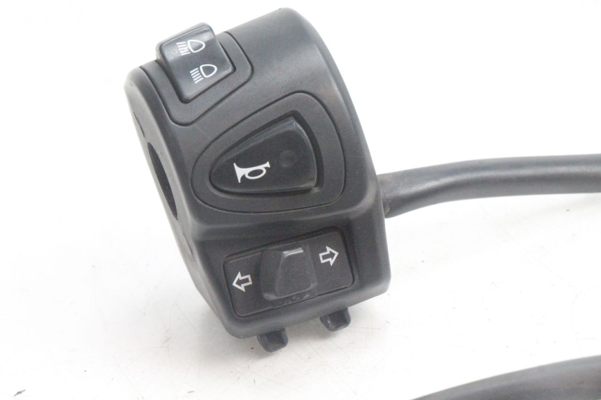 photo de COMANDO ESQUERDO HONDA PCX (JF28) 125 (2009 - 2011) - Detalhe da peça