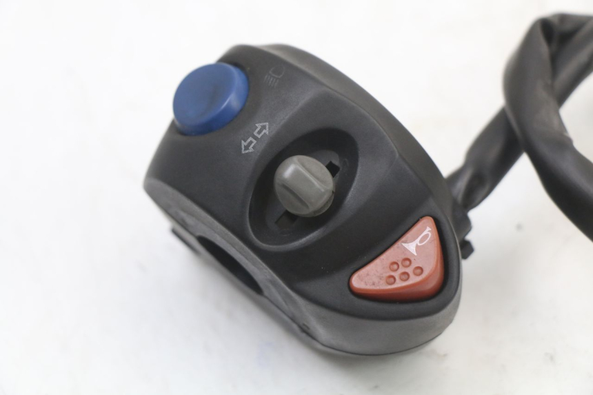 photo de COMANDO ESQUERDO PEUGEOT ELYSTAR 50 (2002 - 2014) - Zoom do estado de desgaste